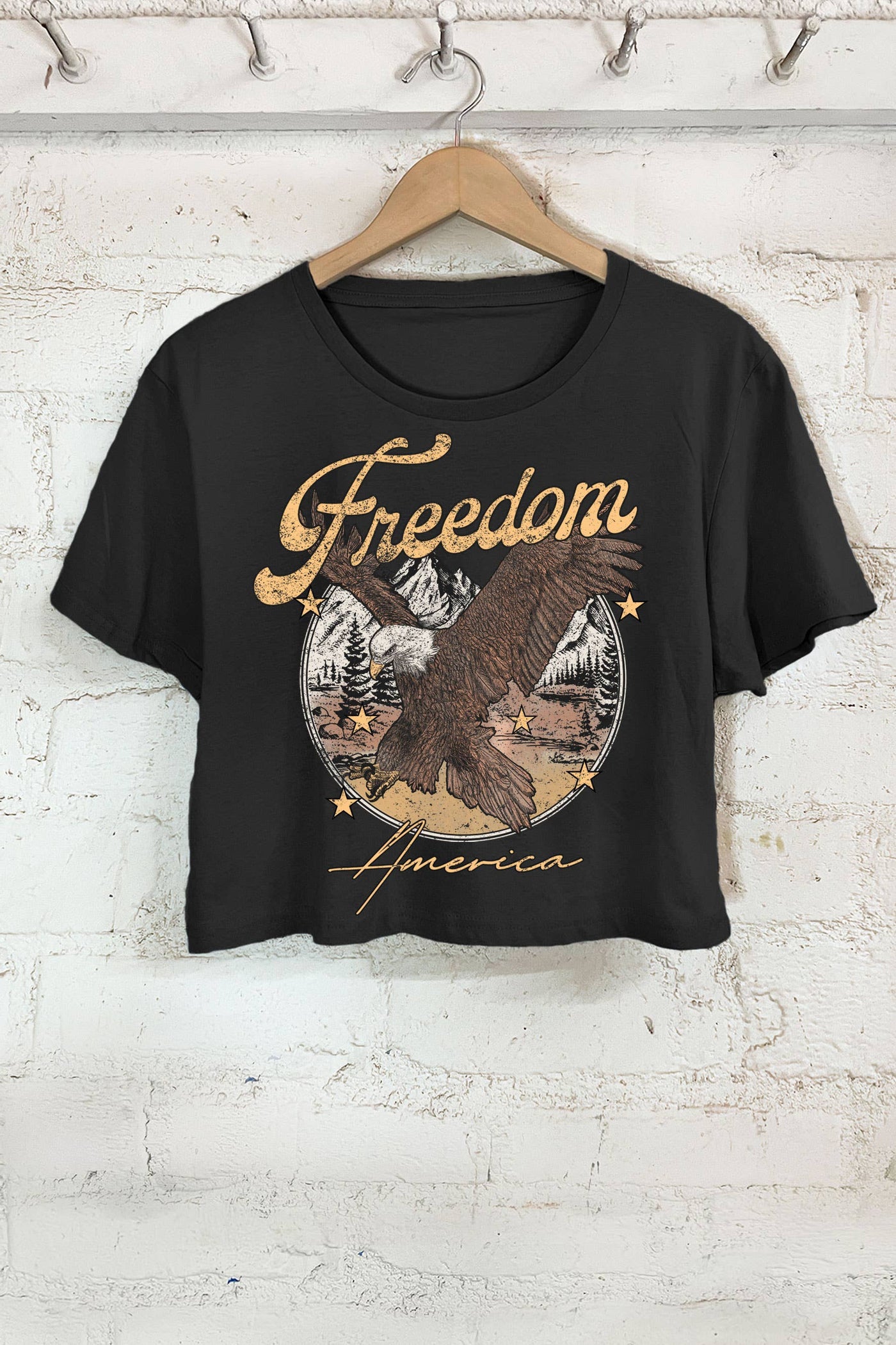 FREEDOM GRAPHIC TEE