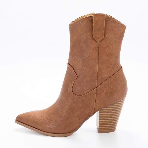 THE MISS DOLLY BOOTIE